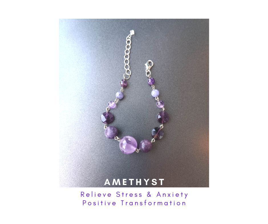 สร้อยข้อมือหินแท้ "Connected" Amethyst + Lepidolite Bracelet (คลื่นพลังความสำเร็จ)
