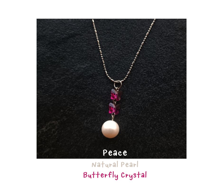 สร้อยจี้มุกแท้ กับผีเสื้อคริสตัล (Inner Peace)