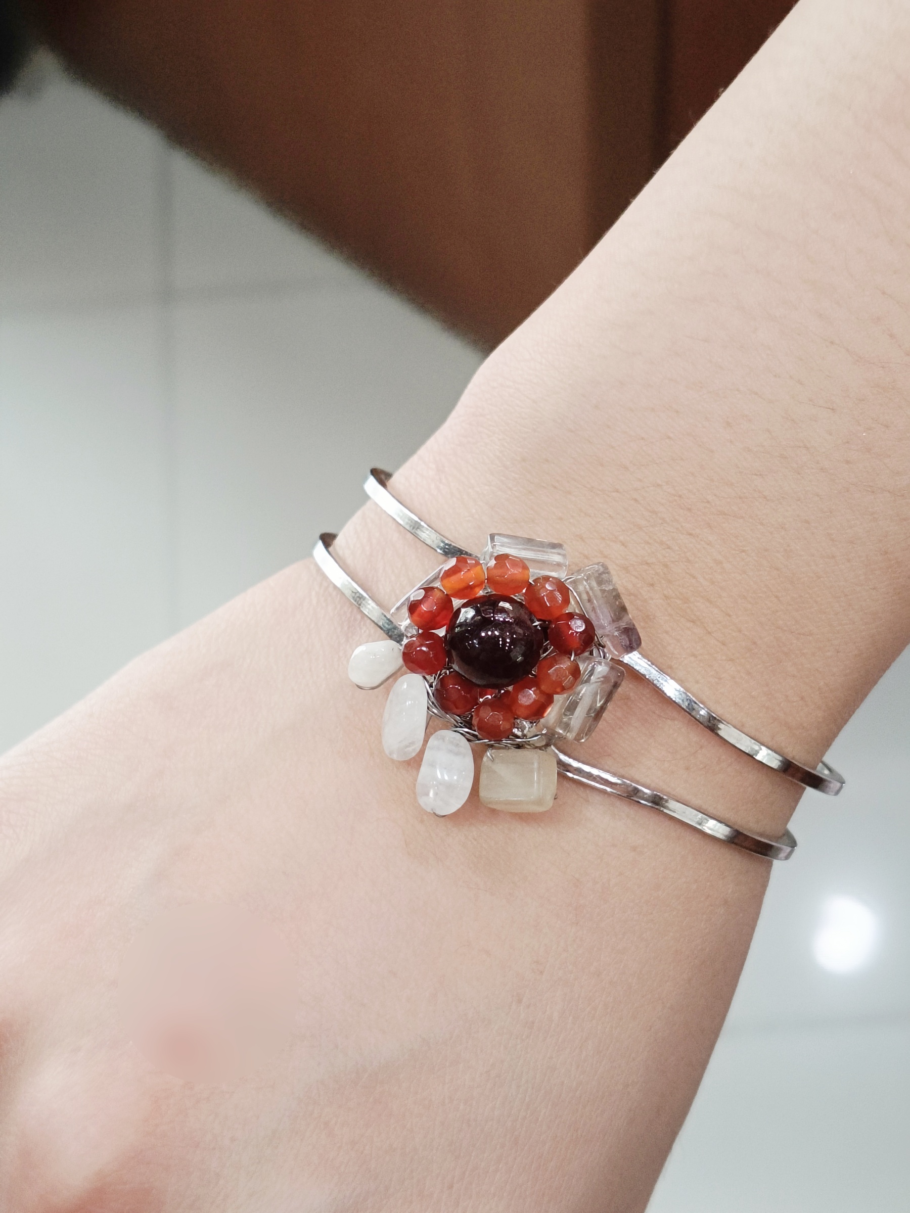 ข้อมือ"ง้าง งับ" Passion & Desire Bangles (โกเมน , Amethyst , Moonstone)