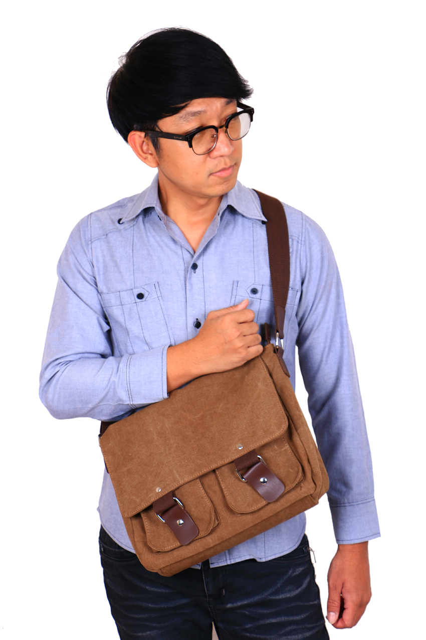 กระเป๋า Vintage สะพายข้าง รุ่น B-103 สีน้ำตาล