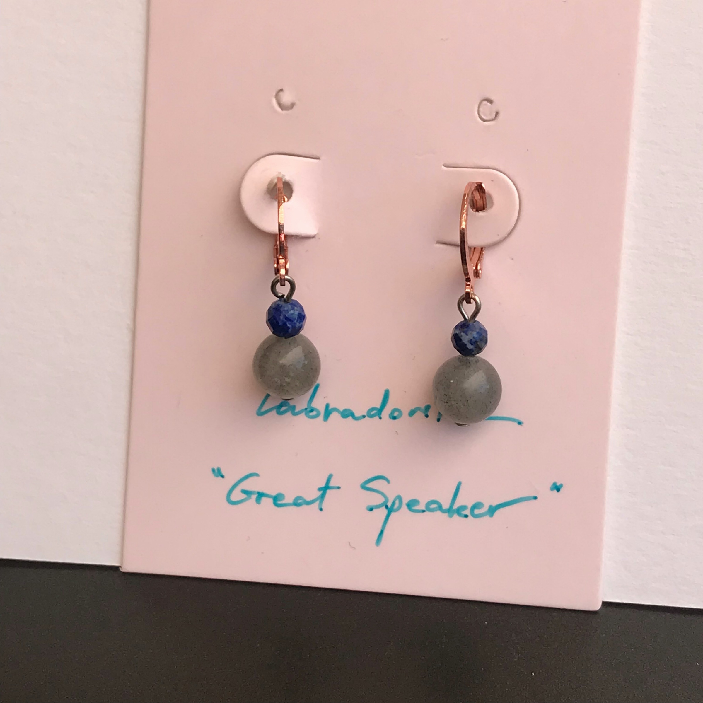 ต่างหูหินแท้ "The Pink" Labradorite + Lapis Lazuli Earring (For Communication)