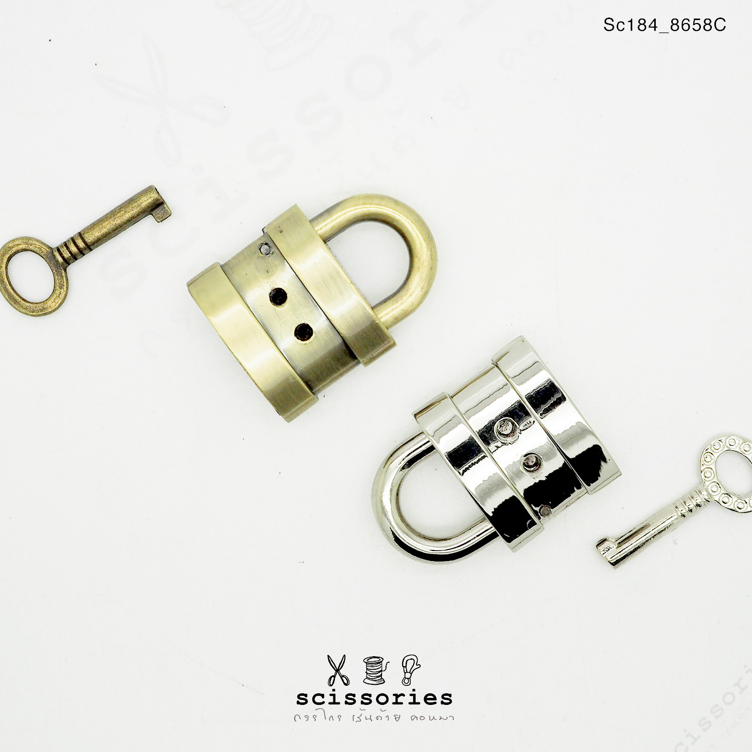 ตัวล็อก พร้อมแม่กุญแจ สีเงิน