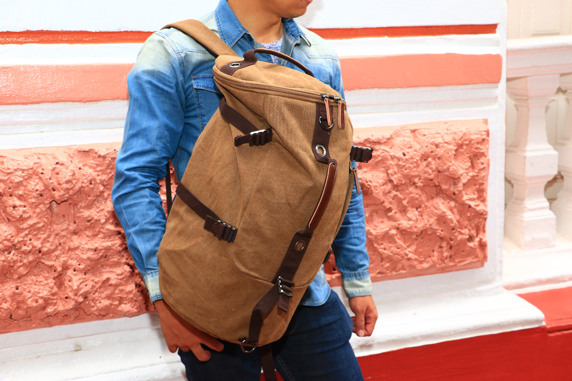 กระเป๋าเป้สะพายหลัง vintage Style อเนกประสงค์ สีดำ B085