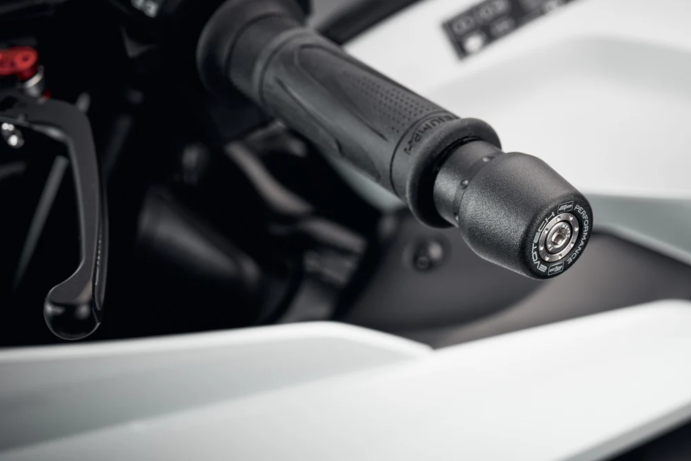 การ์ดเบรค EVOTECH DAYTONA 660