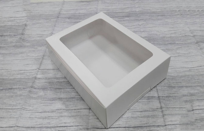 กล่องขนม กล่องเค้กโบราณ กล่องชิฟฟ่อน ขนาด 19x25x6 ซม.กล่องทาร์ตไข่ สีขาว ราคาแพ็คละ 275 บาท (20 ใบต่อแพ็ค)
