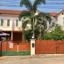 ขายบ้านแฝด 2 ชั้น หมู่บ้านฟ้ารังสิต( ลำลูกกาคลอง 7) (รหัสทรัพย์ J201811)