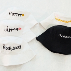 หมวกบักเก็ตปักชื่อทีม