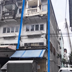 ขายตึกแถว 4 ชั้น โครงการ มบ.ศรีเพชร หนองแขม กรุงเทพ 20 ตรว 5 ห้องขนาดใหญ่ 4 ห้องน้ำ รหัส F6.