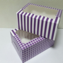 กล่องเค้ก กล่องคัพเค้ก 6 ชื้น กล่องขนม กล่องเค้กครึ่งปอนด์ กล่องเบเกอรี่ ลายม่วงสดใส 16x22.6x9ซม.ราคา 320 บาท(20ใบ/แพ็ค)