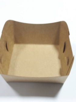 ถาดใส่ขนม ถาดขนมปัง ถาดชิม ถาดอาหาร สีคราฟท์น้ำตาล ขนาด 5.3 x 6.0 x สูง 2.7 ซม. ราคา 65 บาทต่อแพ็ค (100 ชิ้น)