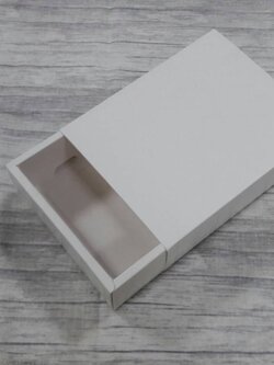 กล่องสไลด์ กล่องของขวัญ กล่องของที่ระลึก ขนาด 15.0x19.0x5.0 ซม.กล่องอเนกประสงค์ กล่องแบบฝาสไลด์ สีขาว (แบบฝาทึบ) ราคา 365 บาท ต่อแพ็ค (20 ใบ)