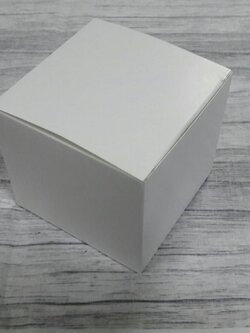 กล่องของขวัญ กล่องอเนกประสงค์ กล่องเครื่องสำอางค์ กล่องแบบฝาหัว-ท้ายก้นขัด สีขาว ขนาด 10x10xสูง9 ซม. ราคา 155 บาทต่อแพ็ค (20 ใบ)