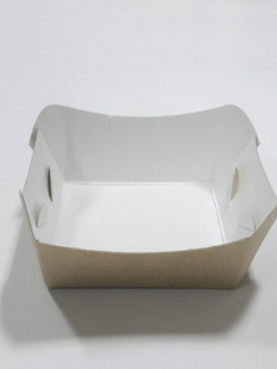 ถาดใส่ขนม ถาดขนมปัง ถาดชิม ถาดอาหาร สีคราฟท์น้ำตาลอ่อน ขนาด 5.3 x 6.0 x สูง 2.7 ซม. ราคา 65 บาทต่อแพ็ค (100 ชิ้น)