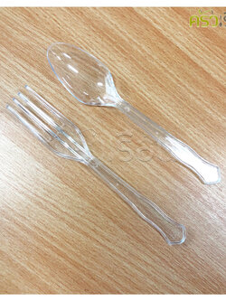 แยกขาย ช้อน-ส้อมพลาสติกใหญ่ ใช้แล้วทิ้ง 15.3 ซม. สีใส แพ็ค 100 คัน