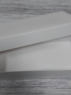 กล่องแบบมีฝาครอบ กล่องของขวัญ กล่องอเนกประสงค์ ขนาด 15x31x6.5 ซม. สีขาว แบบฝาทึบ ราคา 475 บาท ต่อแพ็ค(20 ใบ)