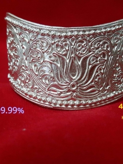 กำไลข้อมือ