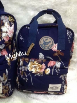 กระเป๋าเป้ผ้าสะพายหลัง mumu ลายดอกไม้ น้ำเงินเข้ม ชมพู ขาว(Size s)