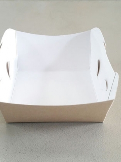 ถาดใส่ขนม/ถาดขนมปัง/ถาดชิม/ถาดอาหาร คราฟท์หน้าขาวหลังน้ำตาล กว้าง 10.3 x ยาว 9.2 x สูง 4.2 ซม.