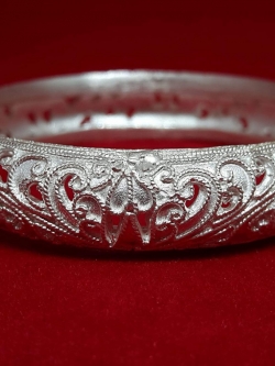 กำไลข้อมือ