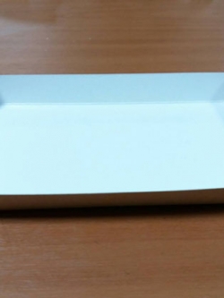 ถาดใส่ขนม/ถาดขนมปัง/ถาดชิม/ถาดอาหารฟู้ดเกรด สีคราฟท์(หน้าขาวหลังน้ำตาลอ่อน) กว้าง 10.0 x ยาว 15.0 x สูง 2.3 ซม.ราคา 110 บาทต่อแพ็ค (100ใบ)