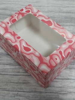 กล่องขนม 12.0x17.5x7.5 ซม.กล่องเค้ก กล่องคัพเค้ก กล่องขนม กล่องชิฟฟ่อน กล่องช้อคโกแล็ต กล่องคุ๊กกี้ ลายสีชมพู แบบมีหน้าต่างพลาสติก (20 ใบต่อแพ็ค)