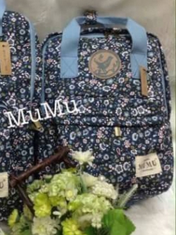 กระเป๋าเป้ผ้าสะพายหลัง mumu ขนาดเล็ก ลายดอกไม้ สีน้ำเงินฟ้า (Size S)