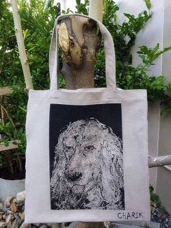 กระเป๋าผ้าเนื้อนุ่ม สีครีม ลายอิงลิชคอกเกอร์ เรียบหรูดูดี สไตล์มินิมอลคลาสสิค