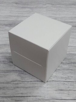 กล่องเค้กโรล กล่องขนม กล่องคัพเค้ก 1 ชิ้น กล่องเค้ก 1 ชิ้น สีขาว ขนาด 9.0 x 9.0 x สูง 9.0 ซม. ราคา 115 บาทต่อแพ็ค (20ใบ)
