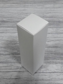 กล่องของขวัญ กล่องอเนกประสงค์ กล่องแบบฝาหัวท้าย สีขาว ขนาด 4.5x4.5x15.5 ซม. กล่องของที่ระลึก กล่องเครื่องสำอางค์ กล่องของใช้ ราคา 130 บาท/20 ใบ