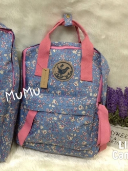 กระเป๋าเป้ผ้าสะพายหลัง mumu ขนาดเล็ก ลายดอกไม้ฟ้าอ่อน ชมพู (Size S)