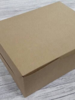 กล่องขนม กล่องเค้ก กล่องคัพเค้ก กล่องบราวนี่ กล่องชิฟฟ่อน กล่องสแน็ค ขนาด 17.5x22.0x7.4 ซม. สีคราฟท์น้ำตาลเข้ม KP(FDA) แบบฝาทึบ ราคา 230 บาทต่อแพ็ค(20ใบ)