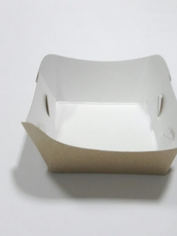 ถาดใส่ขนม ถาดขนมปัง ถาดชิม ถาดอาหารฟู้ดเกรด สีคราฟท์ขาว-หลังน้ำตาล ขนาด 7x8x3.5 ซม. ราคา 100 บาทต่อแพ็ค (100ชิ้น)