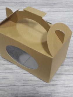 กล่องคุ๊กกี้ กล่องขนม กล่องเค้ก กล่องคัพเค้ก กล่องช้อกโกแล็ต กล่องมีหูหิ้ว สีคราฟท์น้ำตาลอ่อน ขนาด 10.0x16.3x10.0 ซม. ราคา 170 บาทต่อแพ็ค(20 ชิ้น)