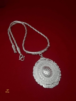 สร้อยคอ