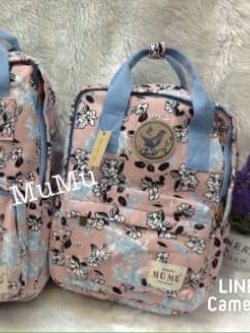 กระเป๋าเป้ผ้าสะพายหลัง mumu ลายดอกไม้ สีชมพู่ สายฟ้า (Size s)