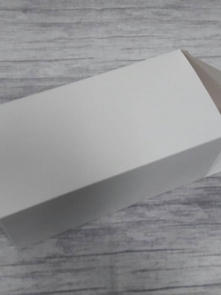 กล่องอเนกประสงค์ แบบทรงฝาปิดเปิด ท้ายก้นขัด กล่องของขวัญ กล่องเครื่องสำอางค์ สีขาว ขนาด 11x11x22.7 ซม.ราคา 265 บาทต่อแพ็ค(20 ใบ)