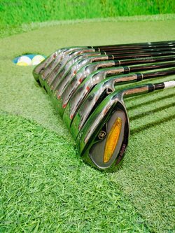 Iron set Maruman MAJESTY Toughest Maraging 3-9 (*ขาดเหล็ก7) Pw Aw Sw