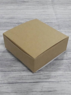 กล่องของขวัญ กล่องแบบฝาหัวท้าย กล่องอเนกประสงค์ สีคราฟท์น้ำตาลอ่อน ขนาด10.5x10.5x4 ซม. กล่องของที่ระลึก กล่องเครื่องสำอางค์ กล่องของใช้ ราคา 155 บาท/20 ใบ