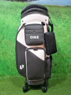 (Genuine) Golf bag Travel BOYEA One ( New version ) 4wheels สีเทา-ขาว *Free cover protector