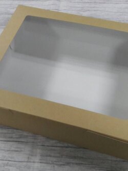 กล่องขนม กล่องโดนัท กล่องชิฟฟ่อน กล่องอเนกประสงค์ ขนาด 28 x 35 x 9 ซม.สีคราฟท์น้ำตาลอ่อน (หน้าต่างพลาสติก) ราคา 570 บาทต่อแพ็ค (20ใบ) (กระดาษหนา 350 แกรม)