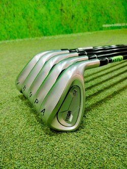 Iron set PRGR 04 Forged 7-9, Pw, Aw ( Fujikura/ R2/ TQ: 4.0 ) ปี 2024