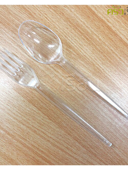 Reangwa Standard แยกขาย ช้อน - ส้อม พลาสติก ใช้แล้วทิ้ง 17 ซม. สีใส แพ็ค 20 คัน