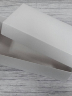 กล่องแบบฝาครอบ กล่องอเนกประสงค์ กล่องของขวัญ ขนาด 12x26x9.5 cm. สีขาว (แบบฝาทึบ) ราคา 495 บาท ต่อแพ็ค (20 ใบ)