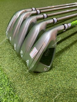 Iron set PRGR Super Egg Evolution 7-9, Pw, Aw ( 5 pcs. ) (M-30 Ladies) New Model 2024 หน้าเด้งเกินกฏ !