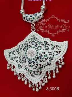 สร้อยคอทับทรวงลงยา