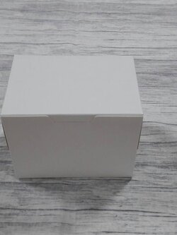 กล่องเค้ก 1 ชิ้น กล่องเค้ก กล่องขนม กล่องเบเกอรี่ กล่องคัพเค้ก สีขาว ขนาด 8x11.5x9 ซม.(ฝาทึบ) ราคา 110 บาท ต่อแพ็ค (20ใบ/แพ็ค)