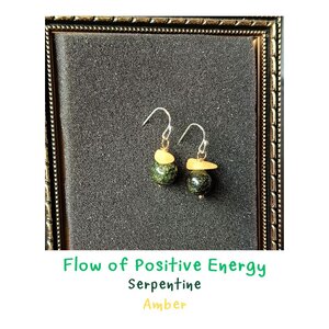 ต่างหู"Flow Silver" ประดับหินแท้ Serpentine + Amber Earring (ปกป้องพลังงาน กระตุ้นเงินสด)